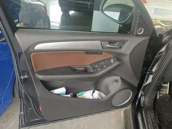 Audi SQ5 2016