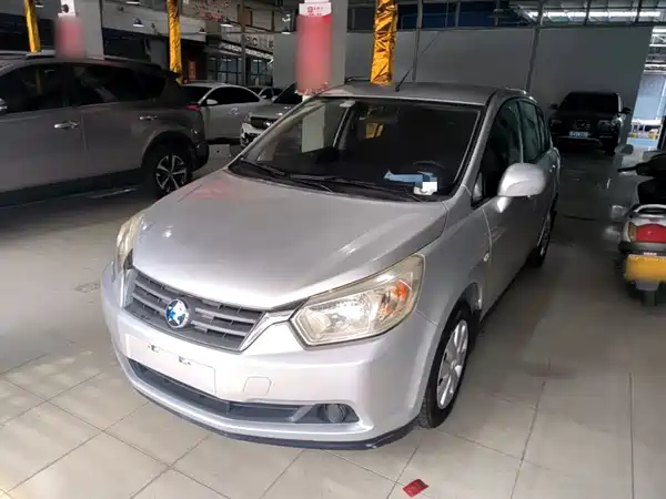 Venucia R50 2014