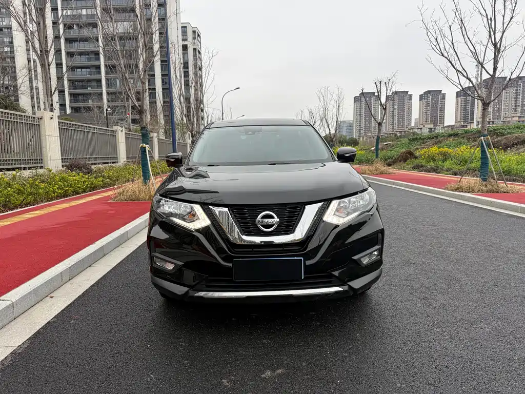 Nissan X-Trail 2019 — фото 2
