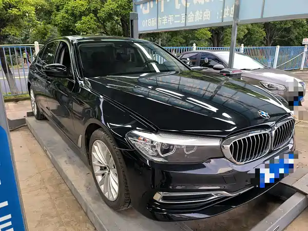 BMW 5 Series 2019