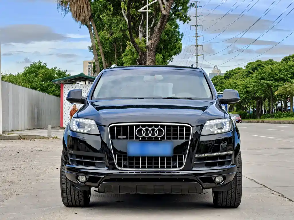 Audi Q7 2015 — фото 2