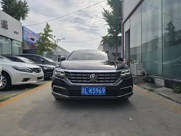 Volkswagen Passat 2021