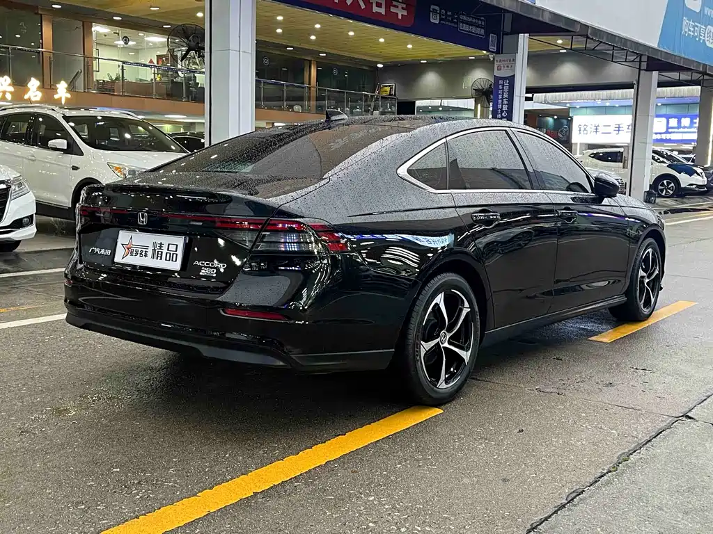 Honda Accord 2024 — фото 4
