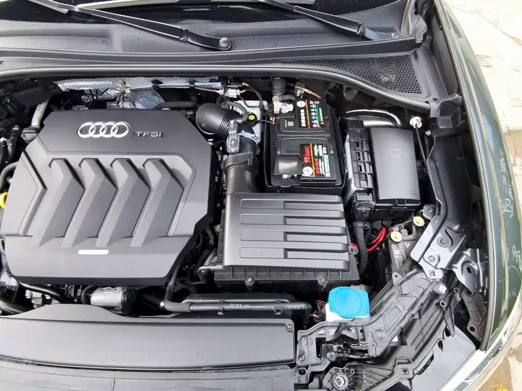 Audi Q3 2019 — фото 11