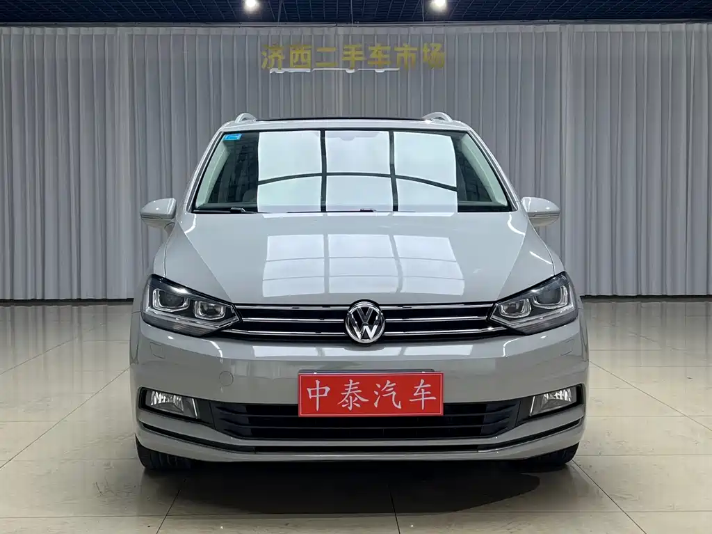 Volkswagen Touran 2016 — фото 2