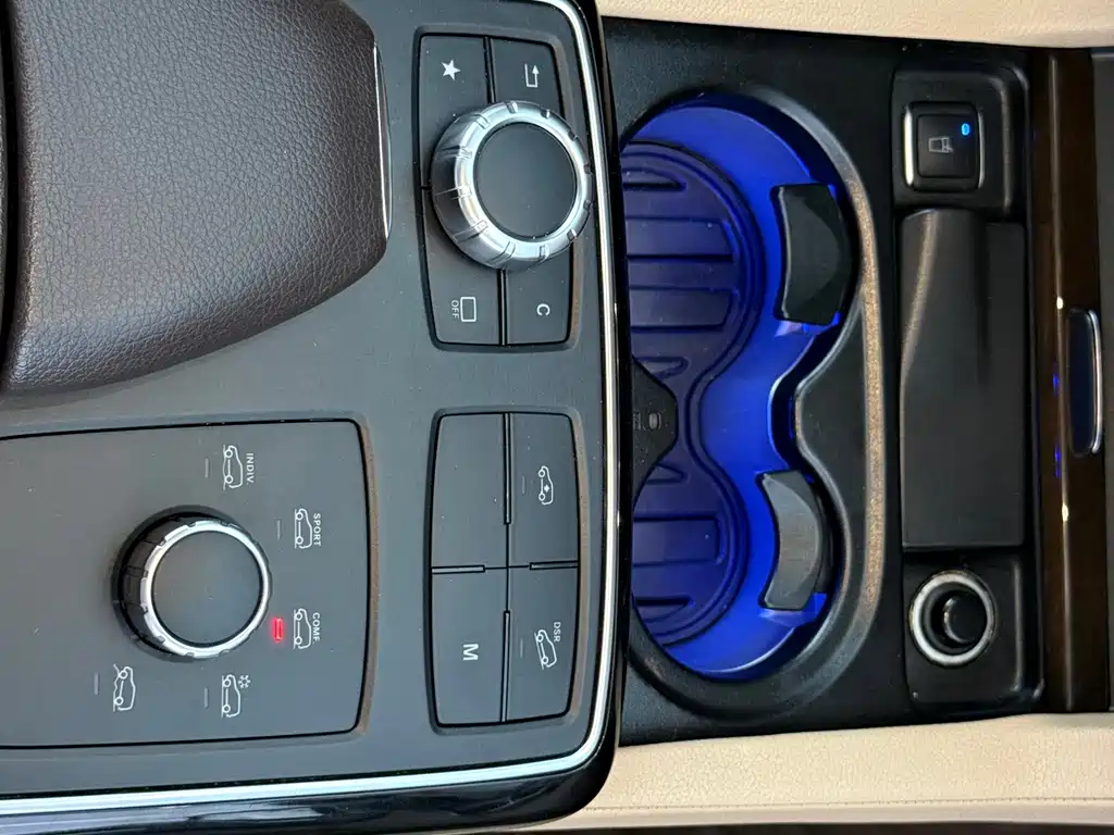 Mercedes-Benz GLE 2016