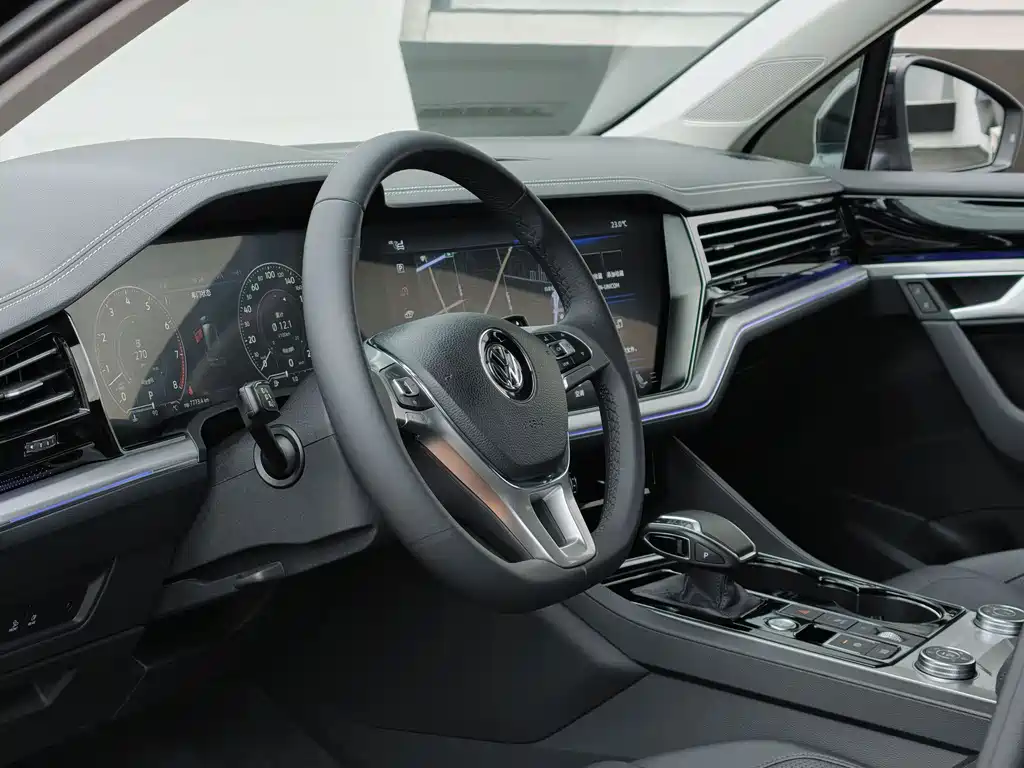 Volkswagen Touareg 2020 — фото 4