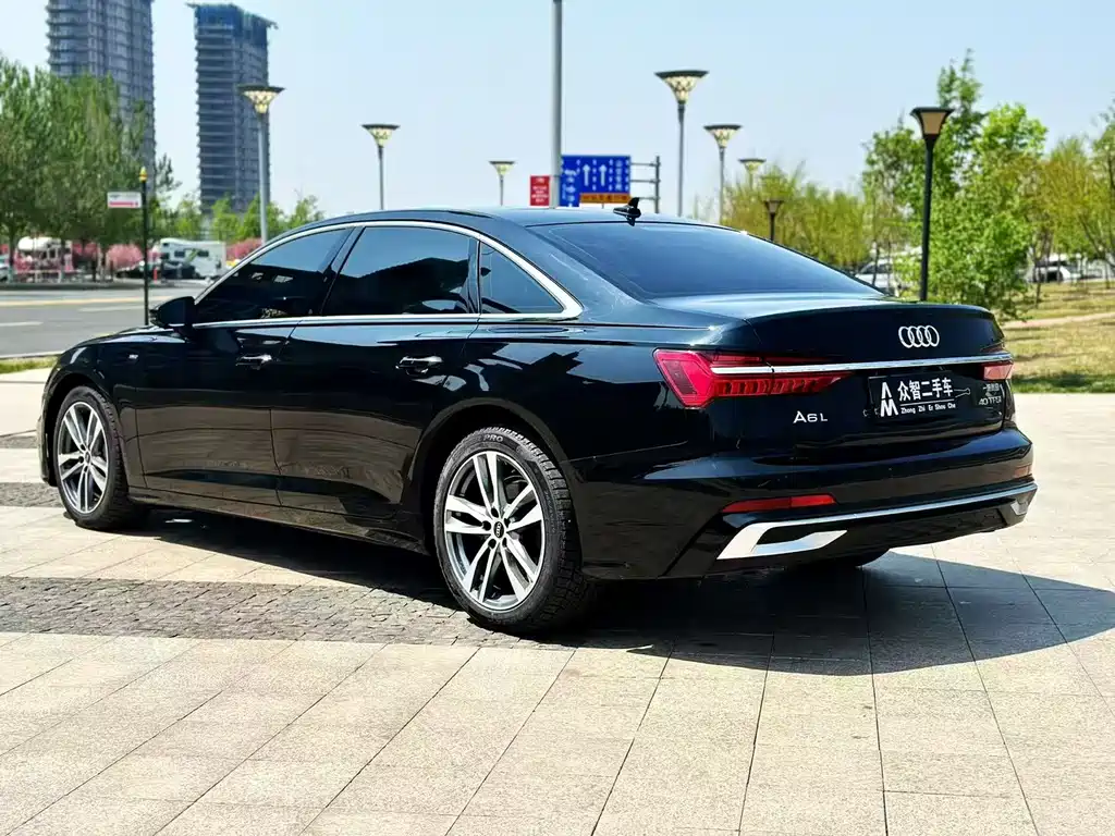 Audi A6L 2023 — фото 6