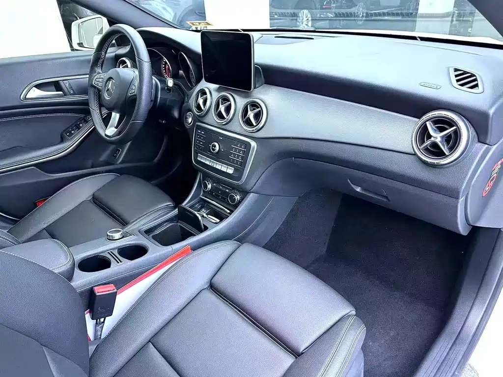 Mercedes-Benz CLA 2018 — фото 10