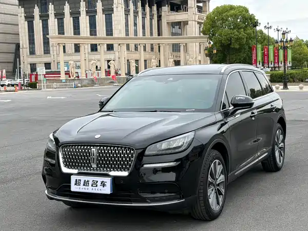 Lincoln Corsair 2023
