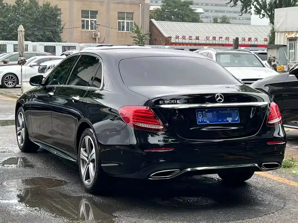Mercedes-Benz E-Class 2018 — фото 8