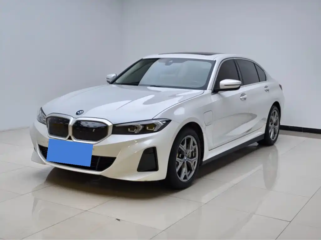 BMW i3 2024