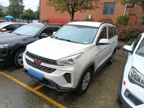 Wuling Hongguang S3 2020