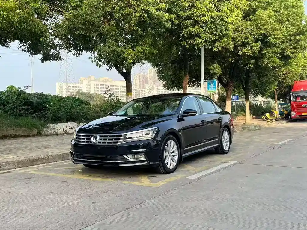 Volkswagen Passat 2016 — фото 1
