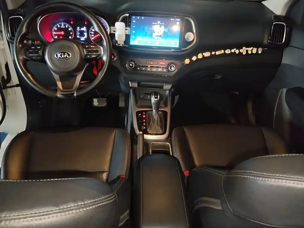 Kia KX3 2015 — фото 13