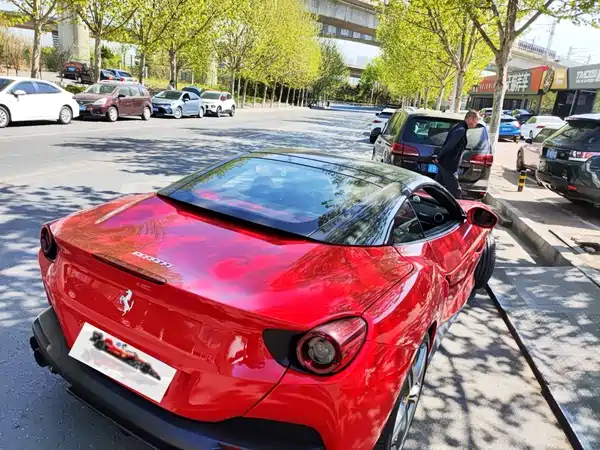 Ferrari Portofino 2019
