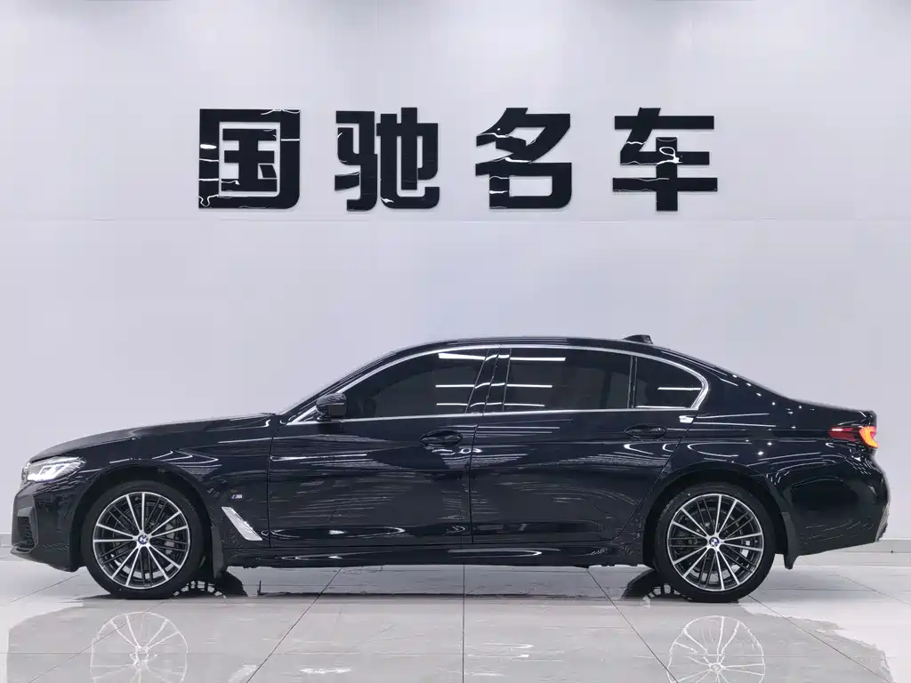 BMW 5 Series 2022