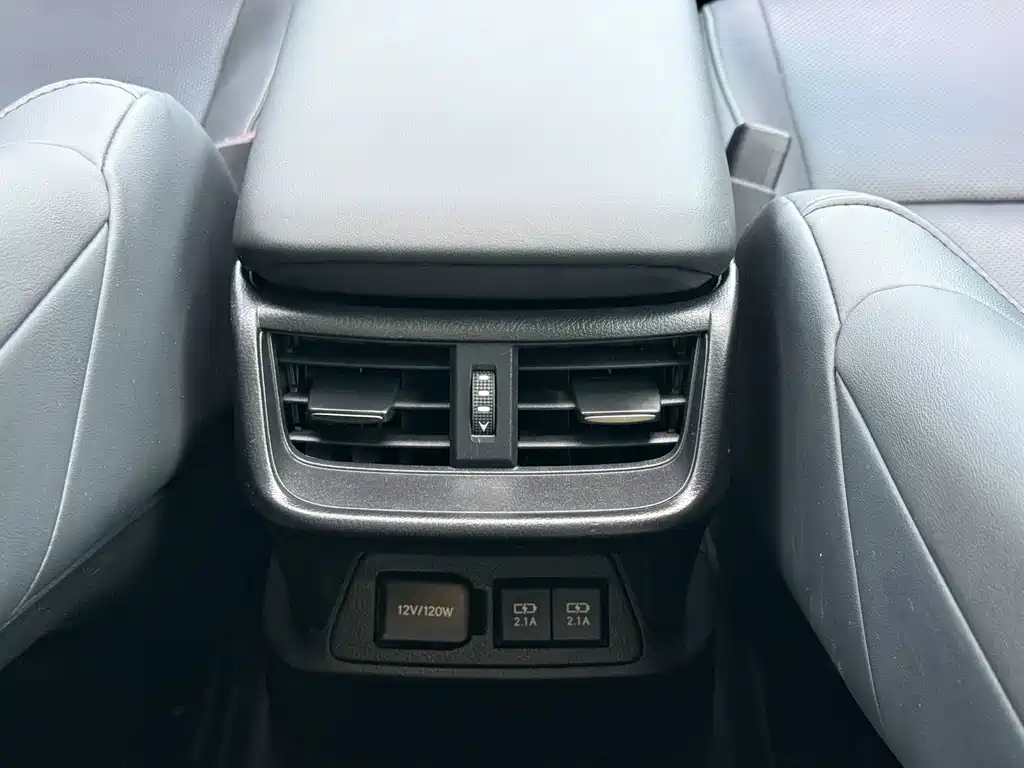 Lexus ES 2020 — фото 16