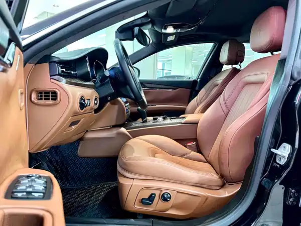 Maserati Quattroporte 2017