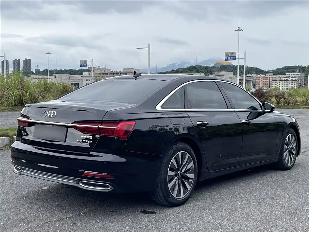 Audi A6L 2022 — фото 8