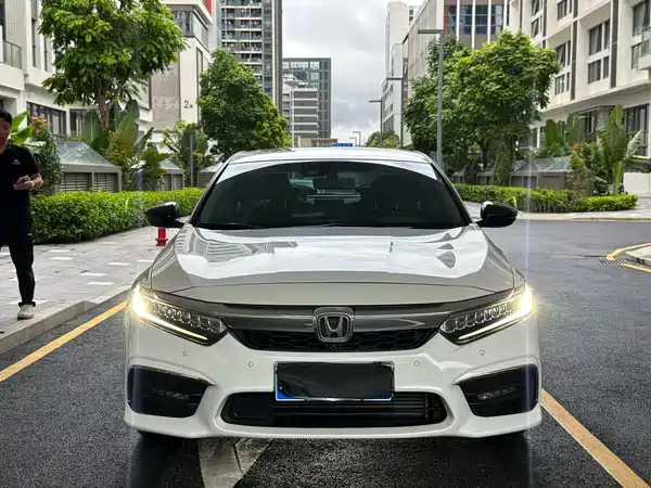 Honda Inspire 2021
