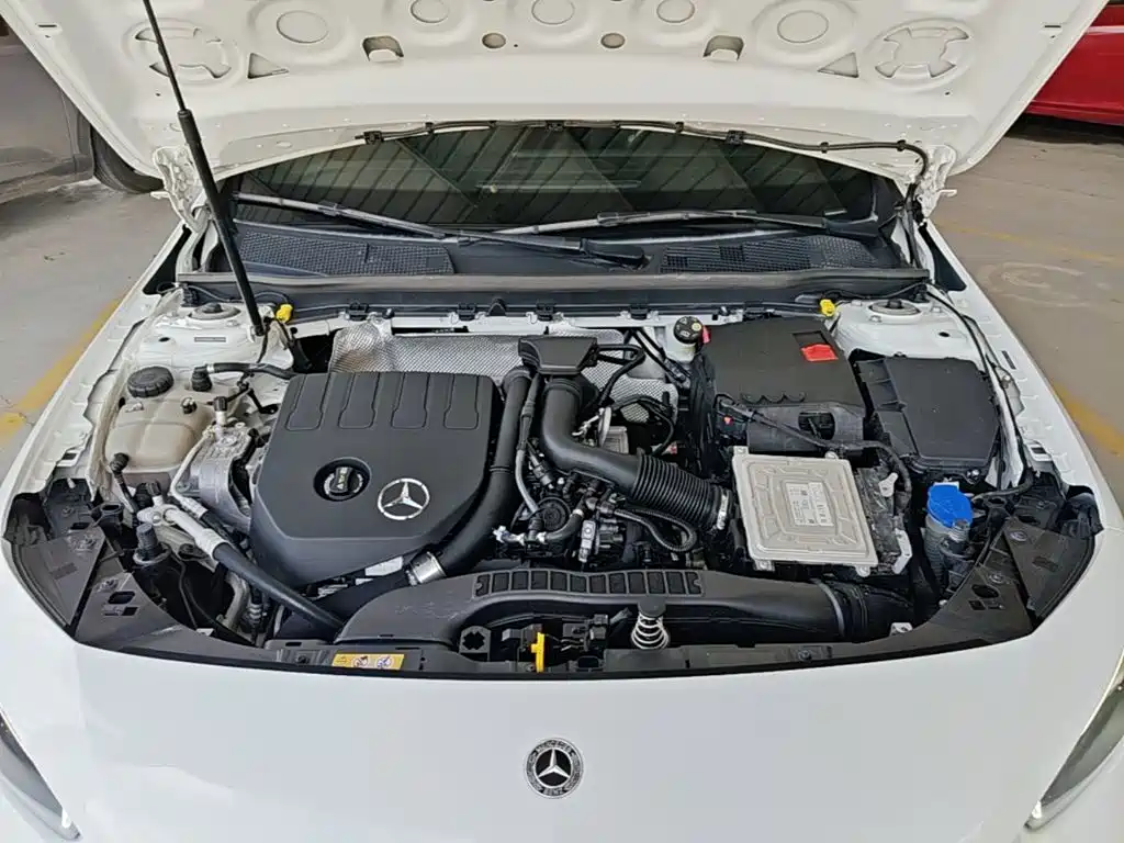 Mercedes-Benz A-Class 2022 — фото 20