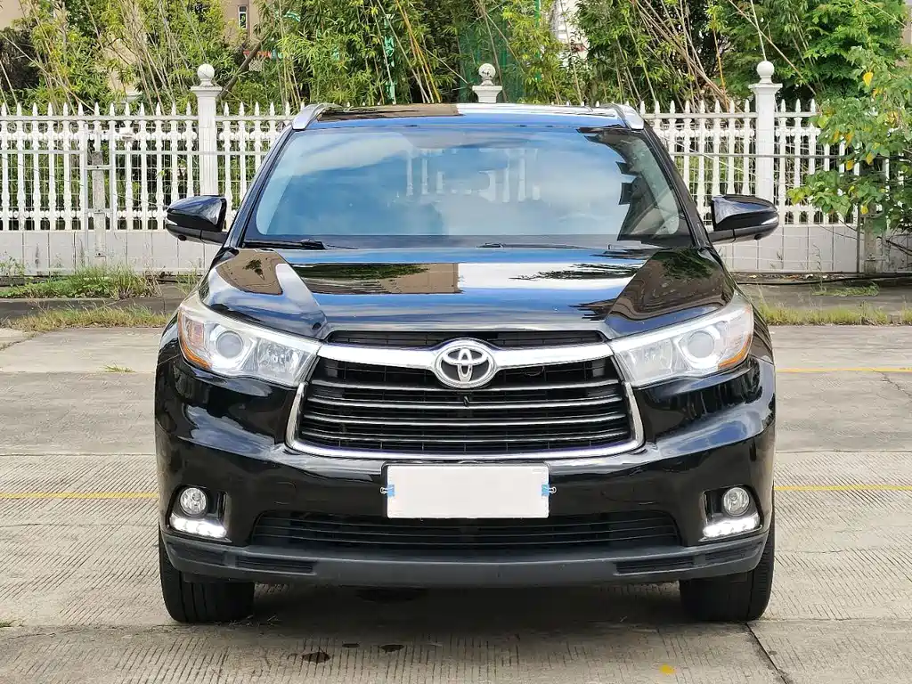 Toyota Highlander 2017 — фото 2