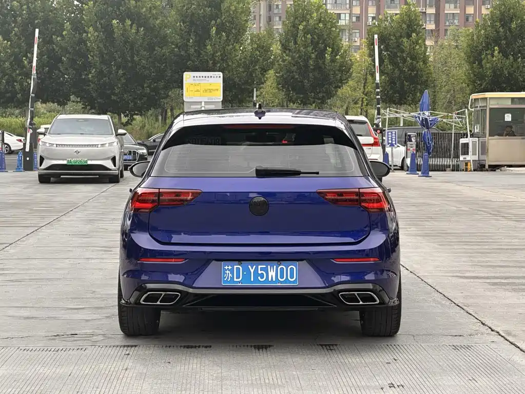 Volkswagen Golf 2023