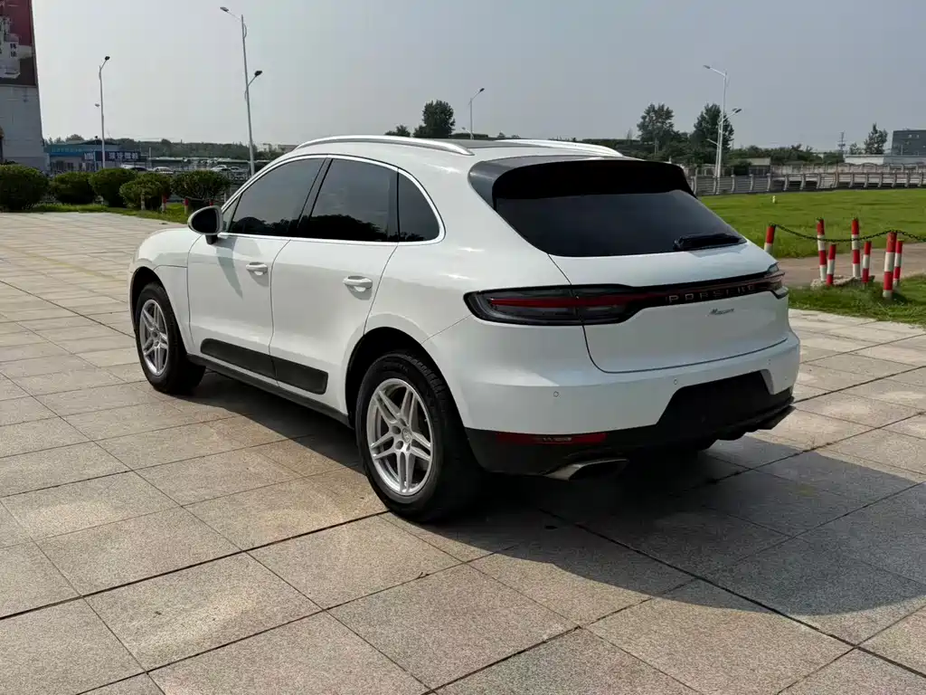 Porsche Macan 2019 — фото 7