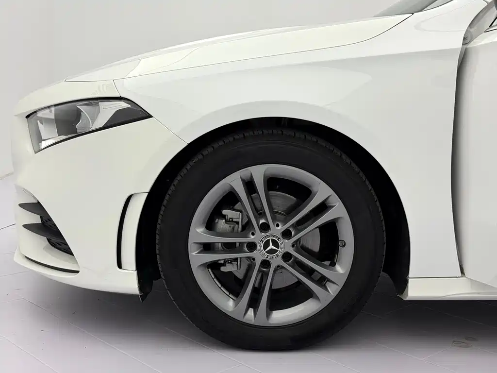 Mercedes-Benz A-Class 2023 — фото 21