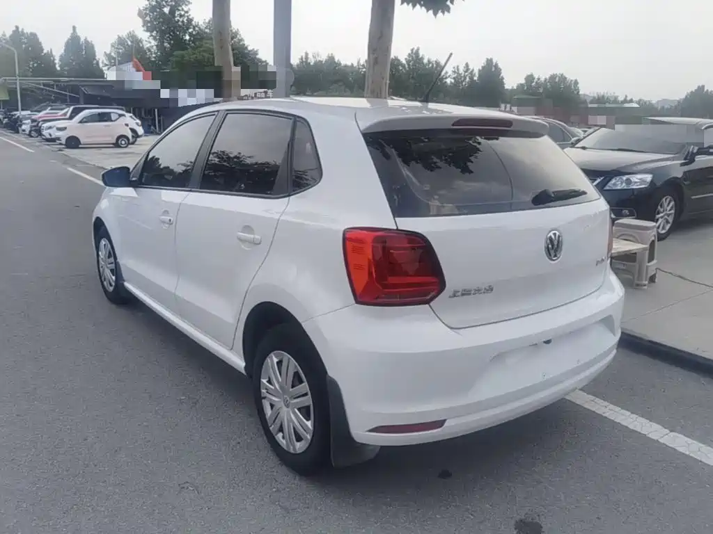 Volkswagen Polo 2016