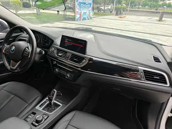 BMW 1 Series 2020