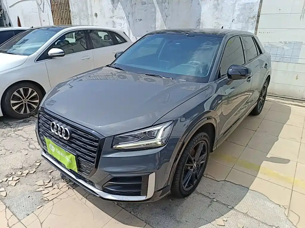 Audi Q2L 2021
