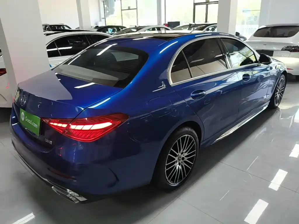 Mercedes-Benz C-Class 2022