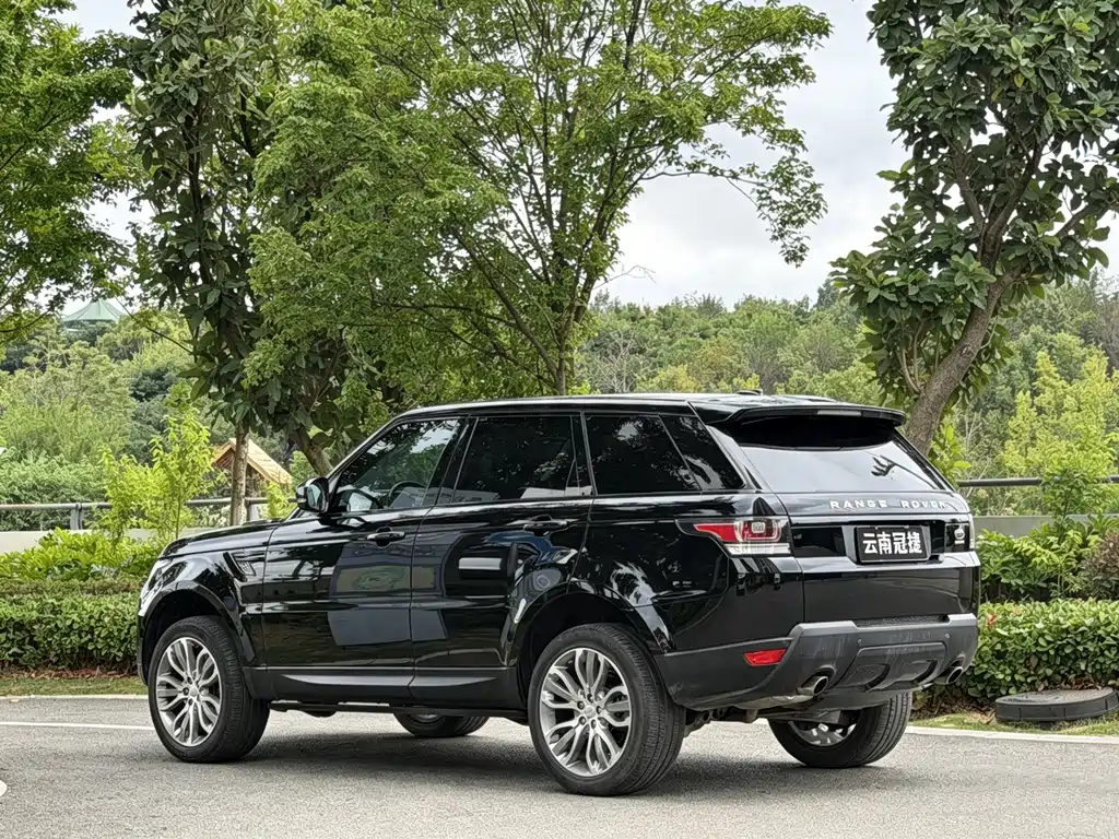 Land Rover Range Rover Sport 2016 — фото 9