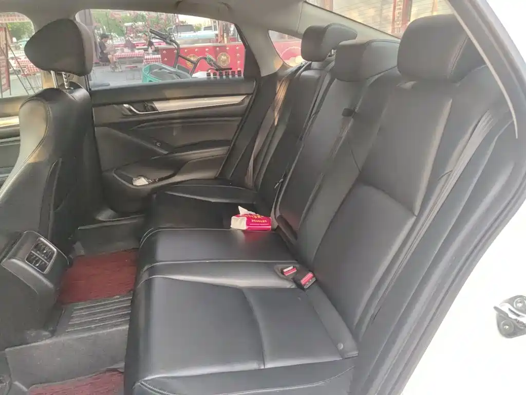 Honda Accord 2020 — фото 15