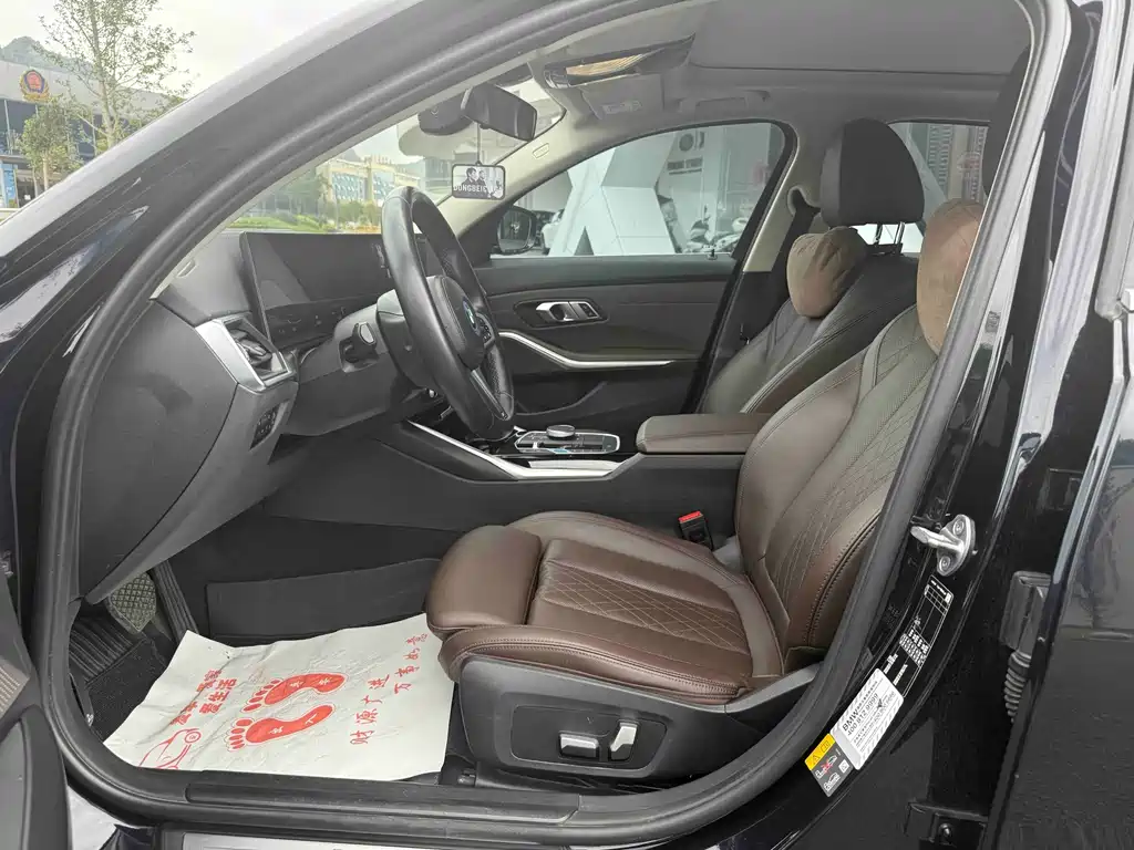 BMW i3 2023 — фото 4