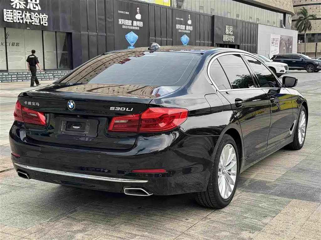 BMW 5 Series 2019