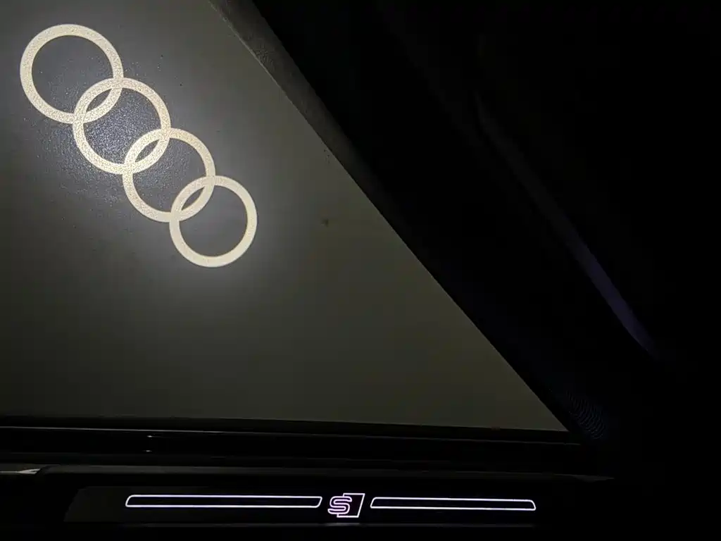 Audi Q3 2022 — фото 19