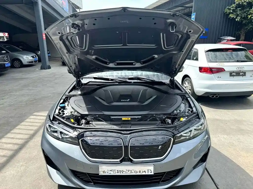 BMW i3 2022