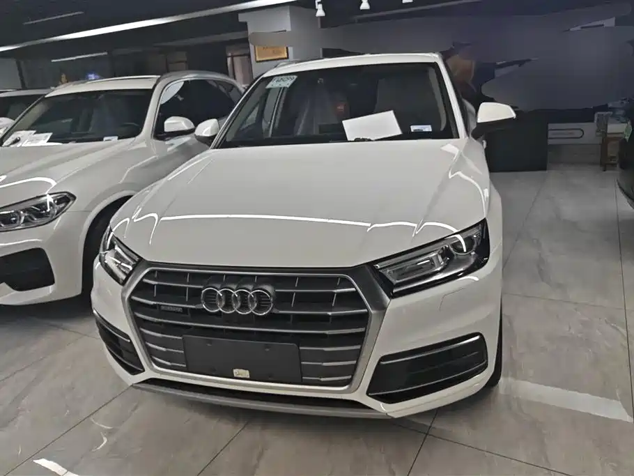 Audi Q5L 2019 — фото 2