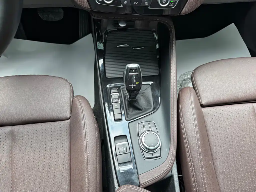 BMW X1 2022 — фото 18
