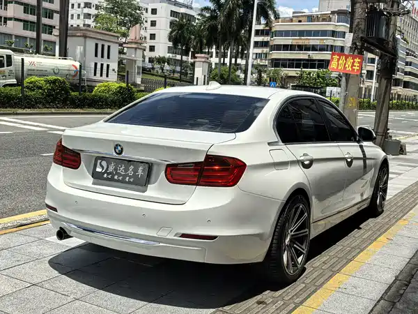 BMW 3 Series 2013