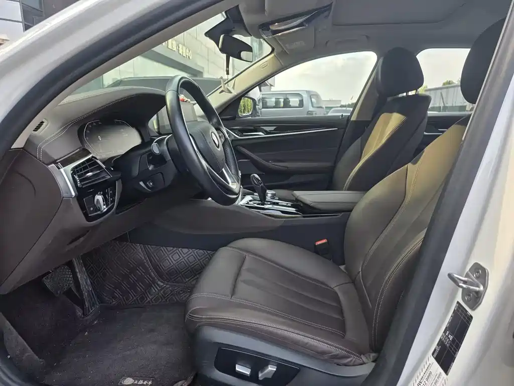 BMW 5 Series 2020