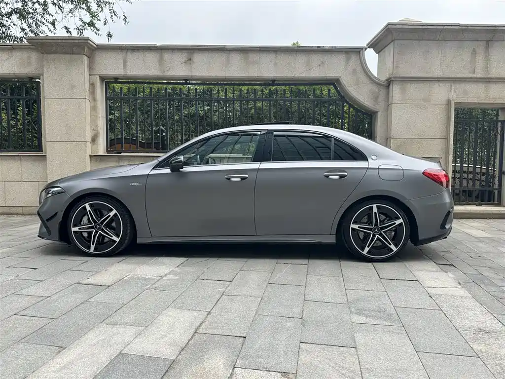 Mercedes-Benz A-Class AMG 2025 — фото 2