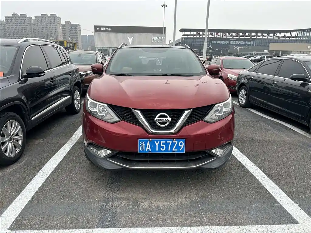 Nissan Qashqai 2018 — фото 2
