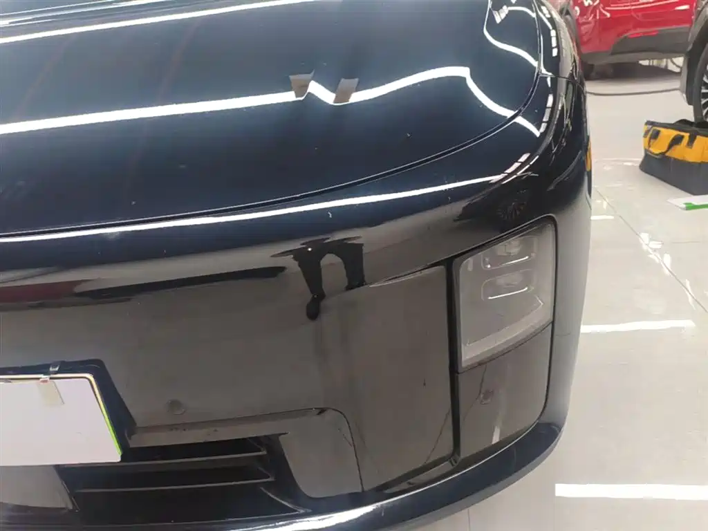 Li Auto i8 2025 — фото 24