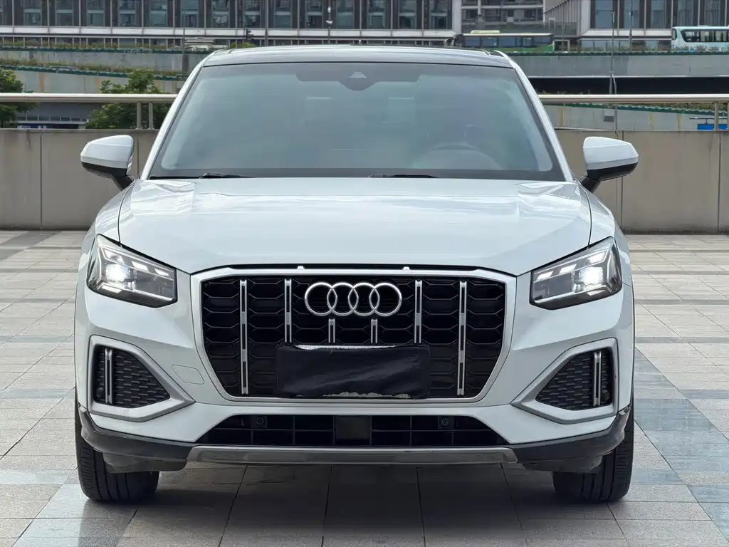 Audi Q2L 2022