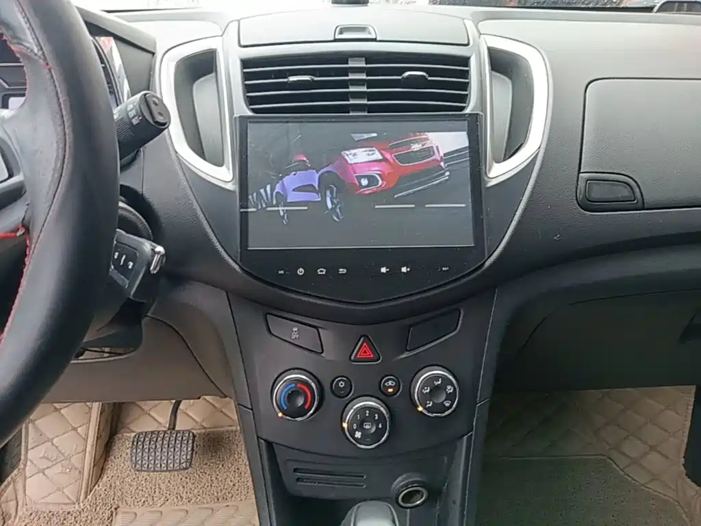 Chevrolet Trax 2016 — фото 13