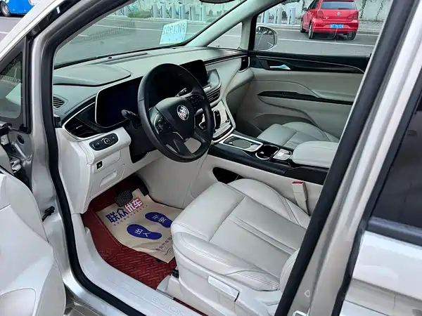 Buick GL8 2020